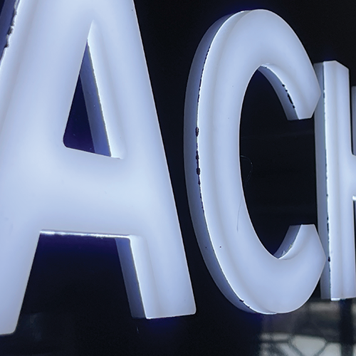 Lettres lumineuses boîtier éclairage A C H