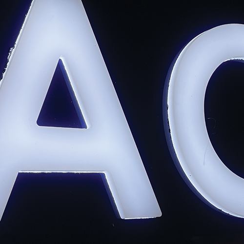 Lettres lumineuses boîtier éclairage A C